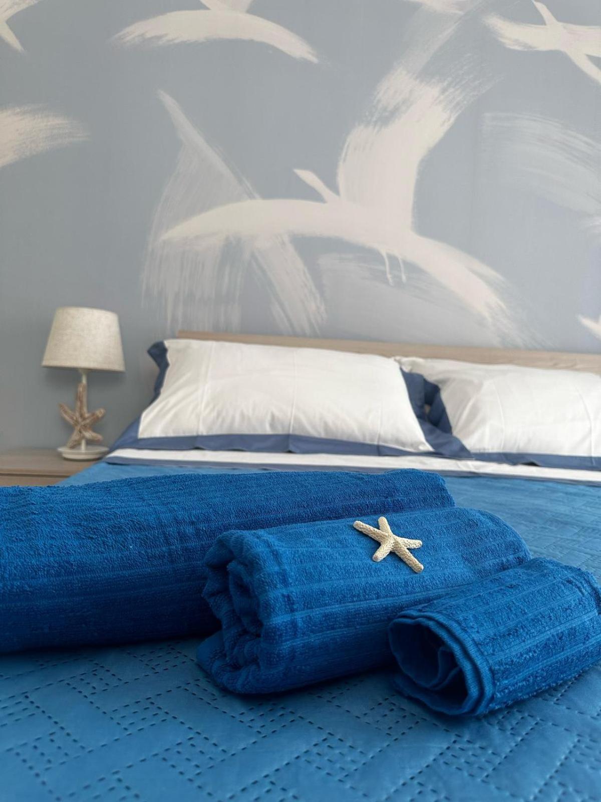 Appartement La Finestra Di Anna Sul Mare à Capo dʼOrlando Extérieur photo